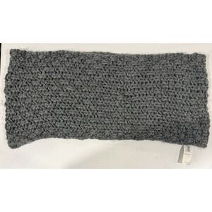 Old Navy Gray Chunky‎ knit Infinity Scarf NWT Soft approx. 26"x11"